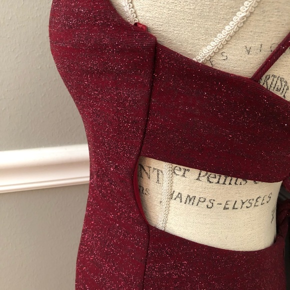 NEW JOVANI SZ 6 BURGUNDY SHIMMER LACE UP FORMAL COCKTAIL DRESS - Picture 6 of 15